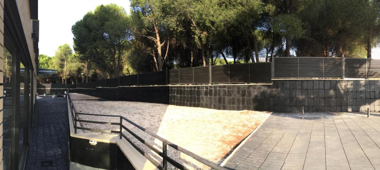 H La Cabana Pozuelo de Alarcon Luaran gambar